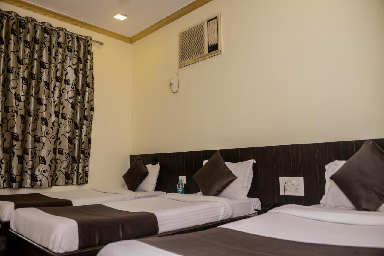 Hotel National Mumbai Kültér fotó