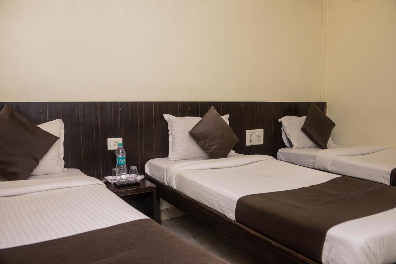Hotel National Mumbai Kültér fotó